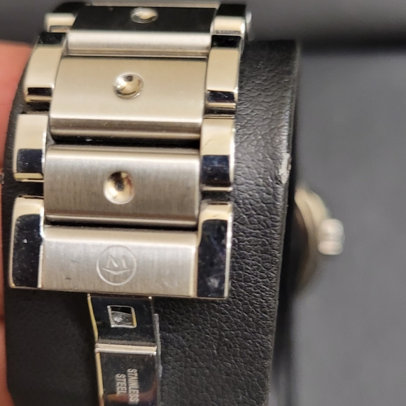 Movado Watch Mens. SE PILOT... NEW! - Picture 6 of 13